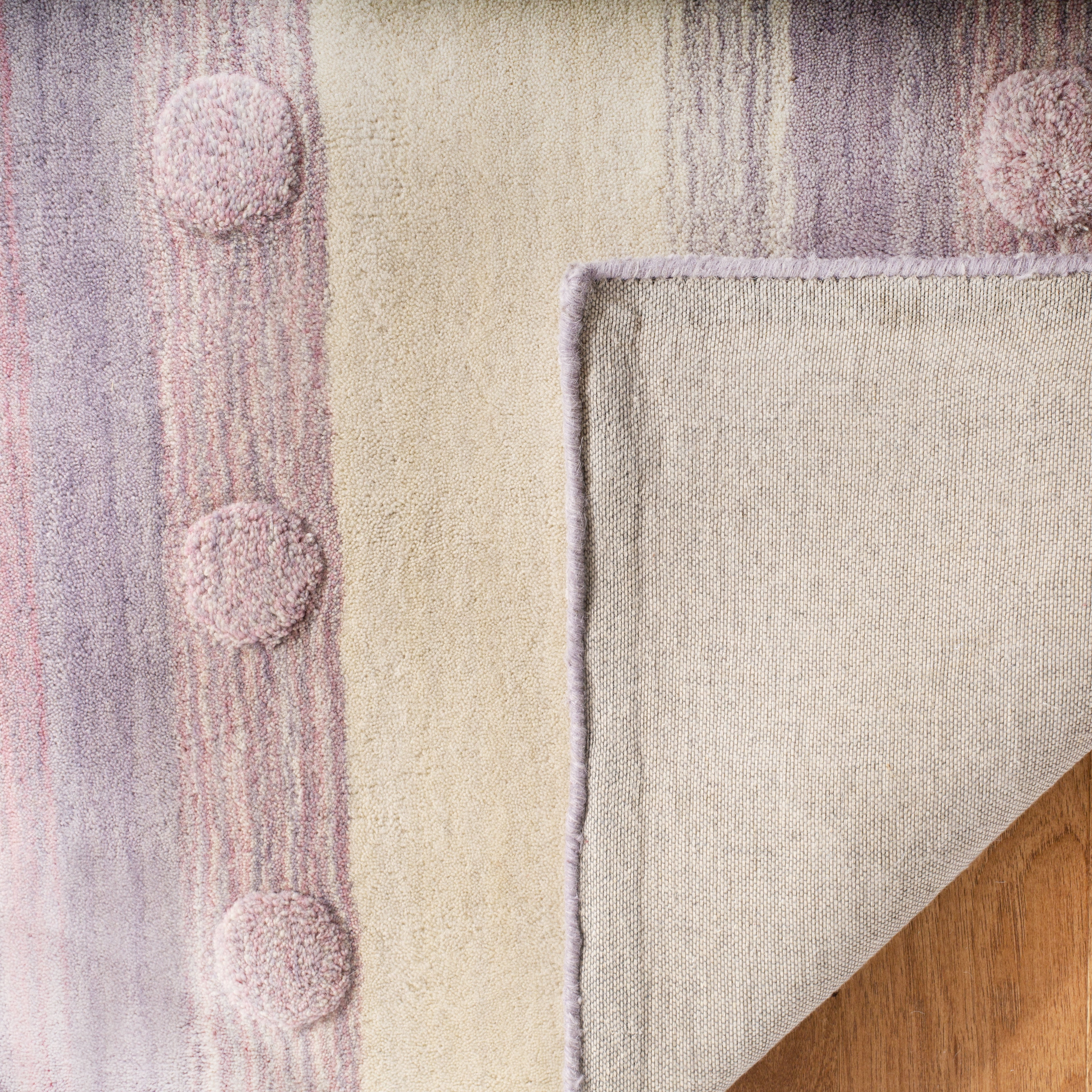 SAFAVIEH Kids Dots Gradient Striped Area Rug, Light Purple/Ivory, 5' x 5' Round