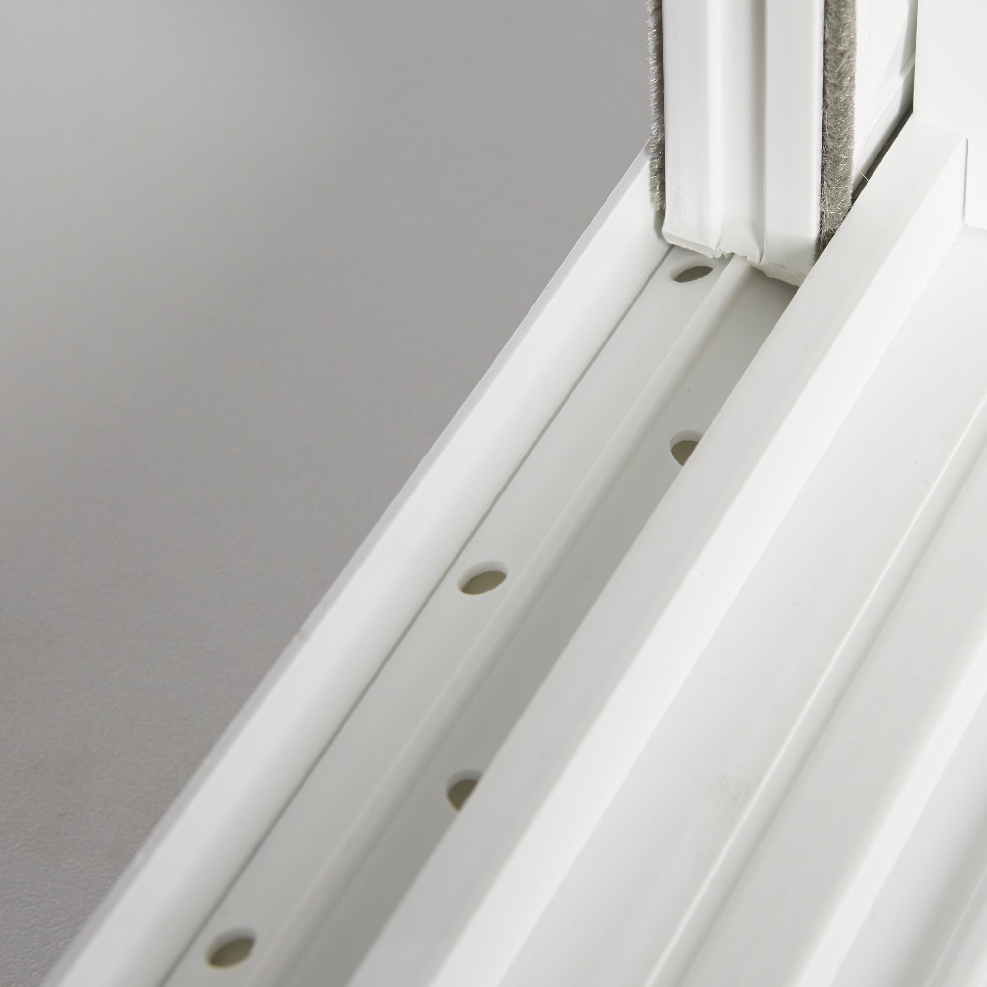 24 X 24 VINYL UTILITY SLIDER WINDOW - INSULATED