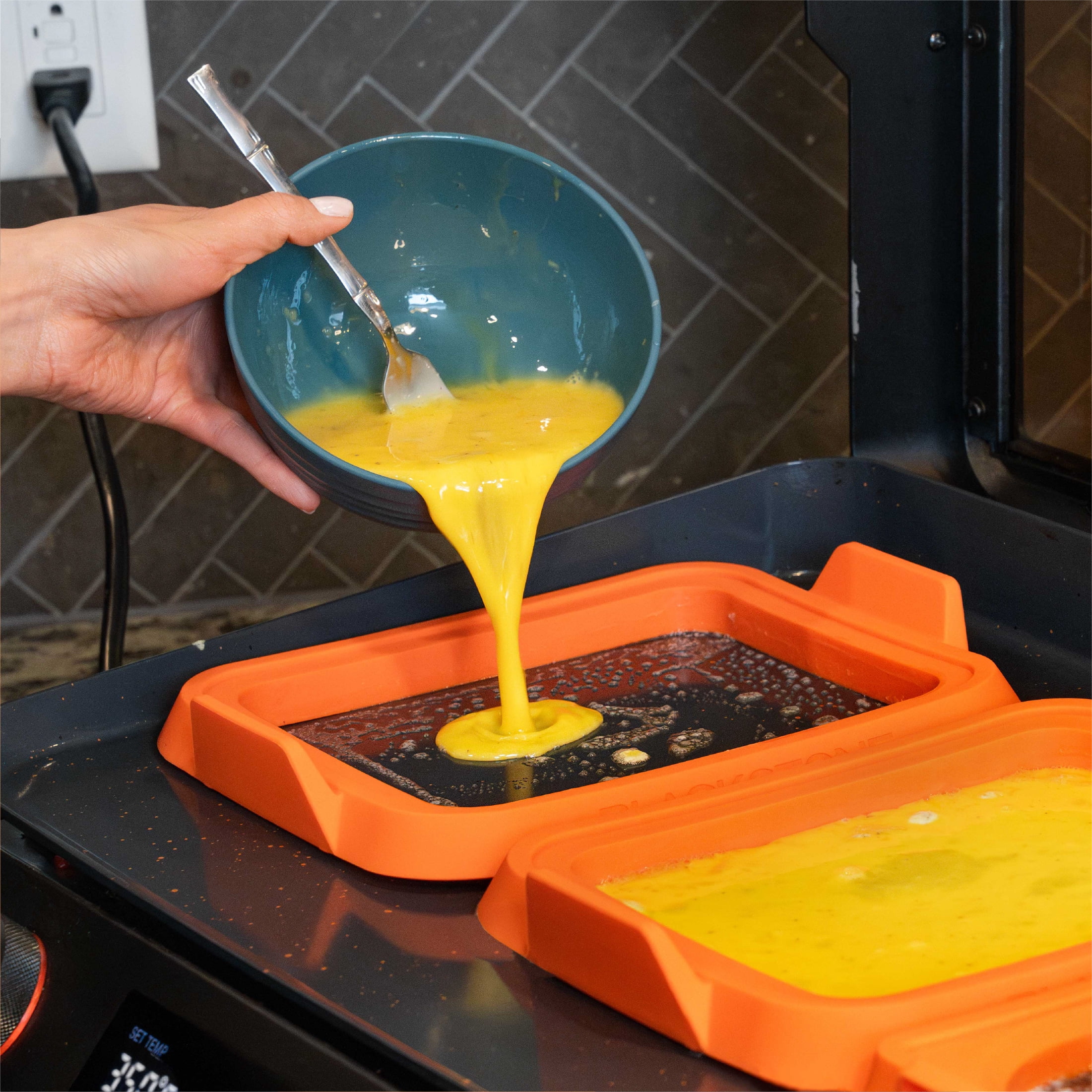 Blackstone Silicone Circle Egg and Square Omelet Ring Set in Orange, 3-Piece