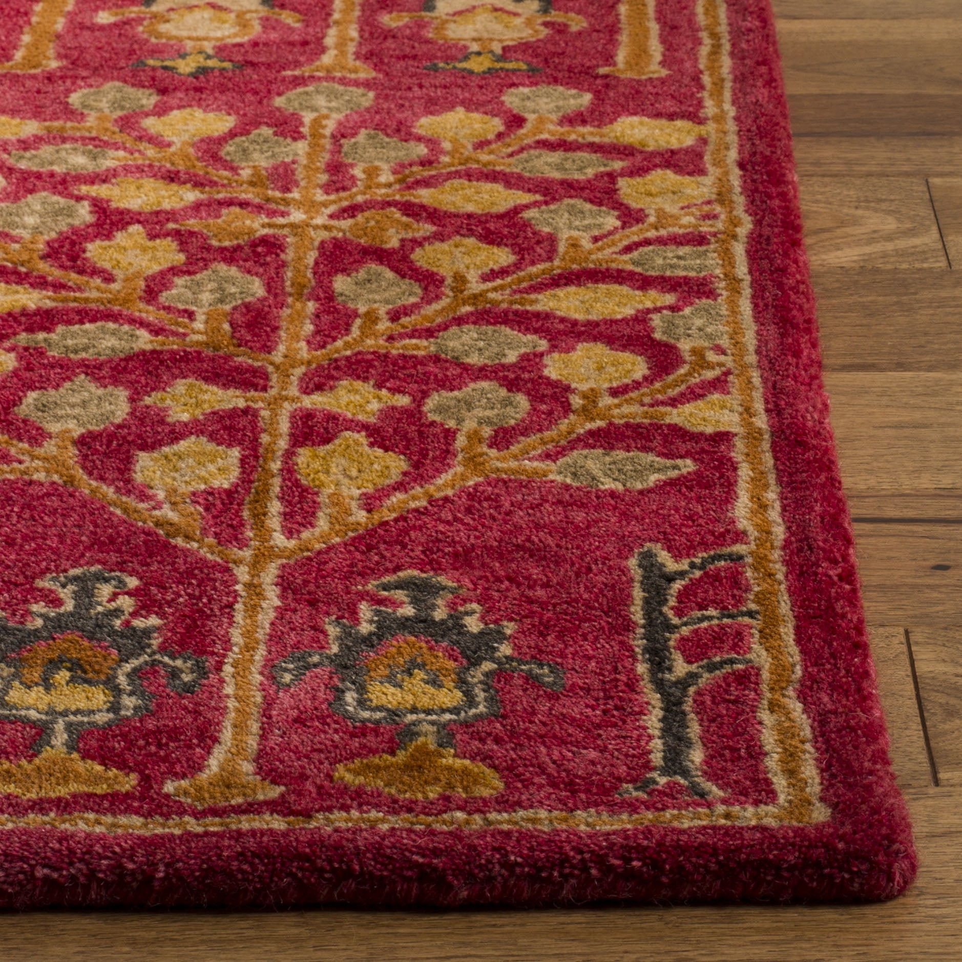 SAFAVIEH Heritage Kynaston Floral Wool Area Rug, Red/Multi, 10' x 14'