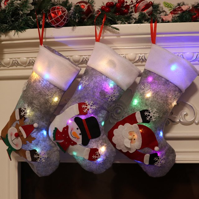 3 paquetes de medias colgantes de Navidad, juego de bolsas de regalo colgantes de Navidad para dulces, galletas, chocolate, muñecas navideñas creativas, decoración navideña para decoración de fiestas Afortunado Sencillez