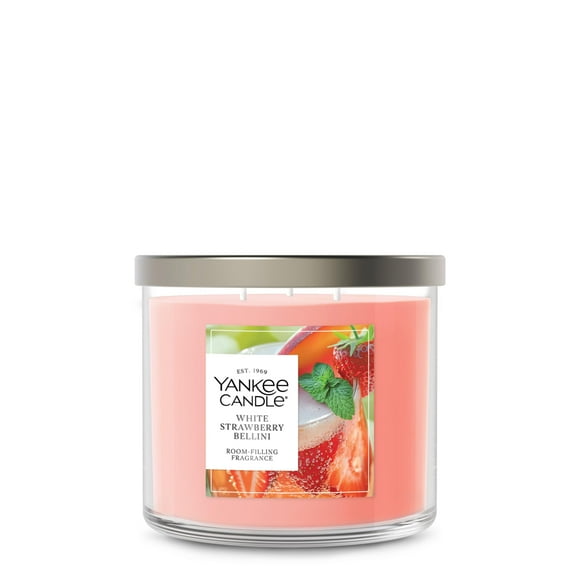 Candle Yankee Candle, tarro de 3 mecha, 40 horas de duración, color blanco, fresa