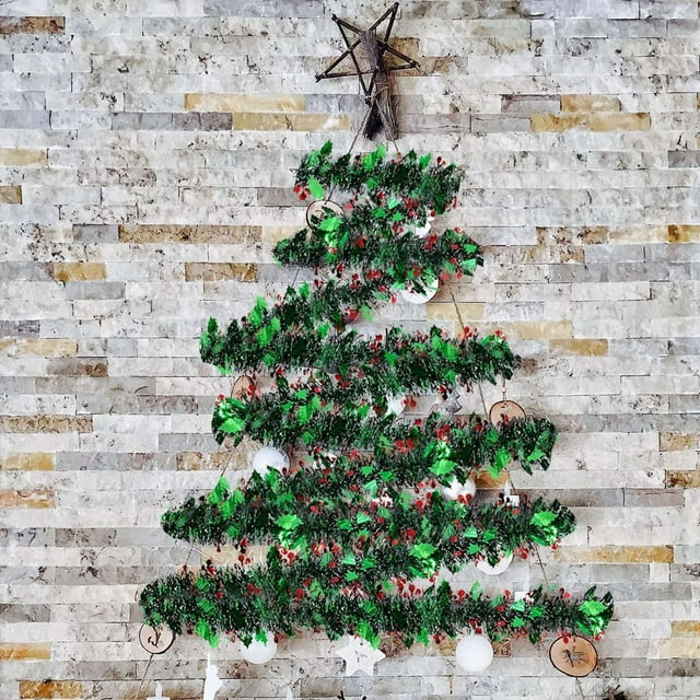 Danhjin P Rotins en Osier Guirlande de Noël Décorations de Sapin de Noël Pailleté Vert avec Feuilles et Baies Rouges Ornements de Fête Suspendus pour Décoration de Fête de Noël