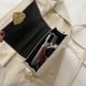 thumbnail image 4 of Bolso simple y elegante para mujer Bolso de hombro sólido plisado con bola de masa para mujer, 4 of 5