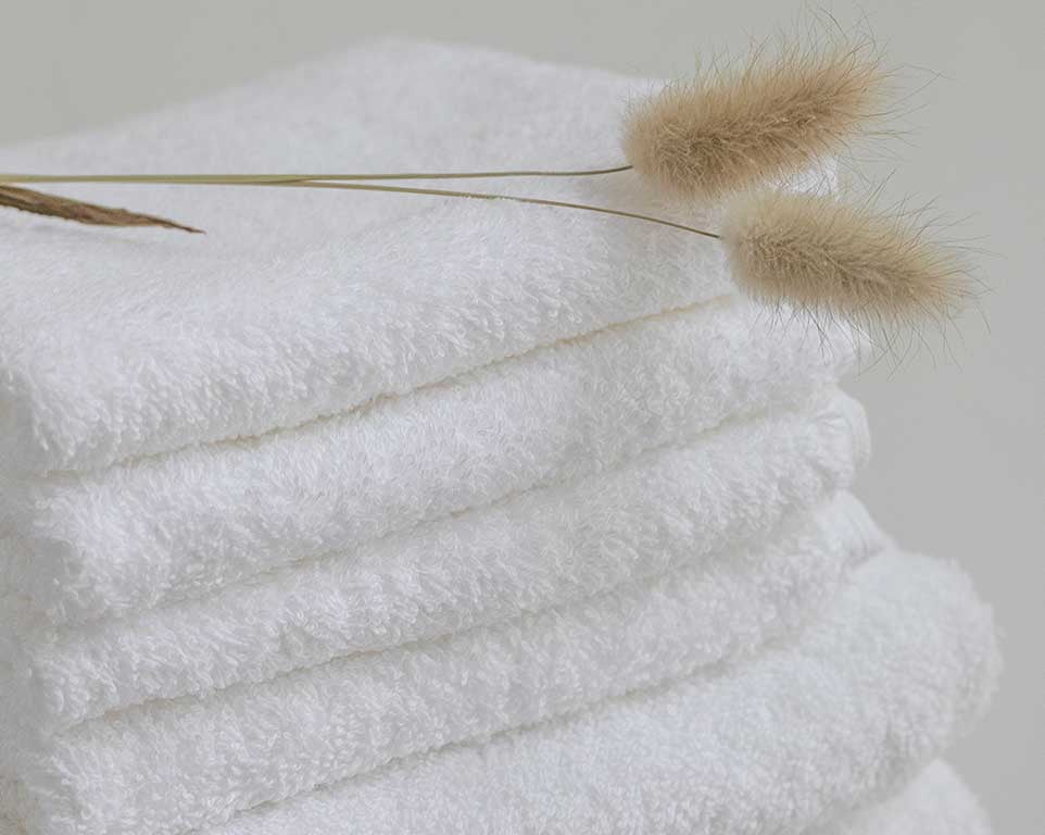 MadeTerra S White Premium Hand Towels: High Capacity Pack of 12, 100% Cotton, Soft & Absorbent Face Towels, Perfect for Spa, Gym, and Bathroom ( Size 16''x27'' )