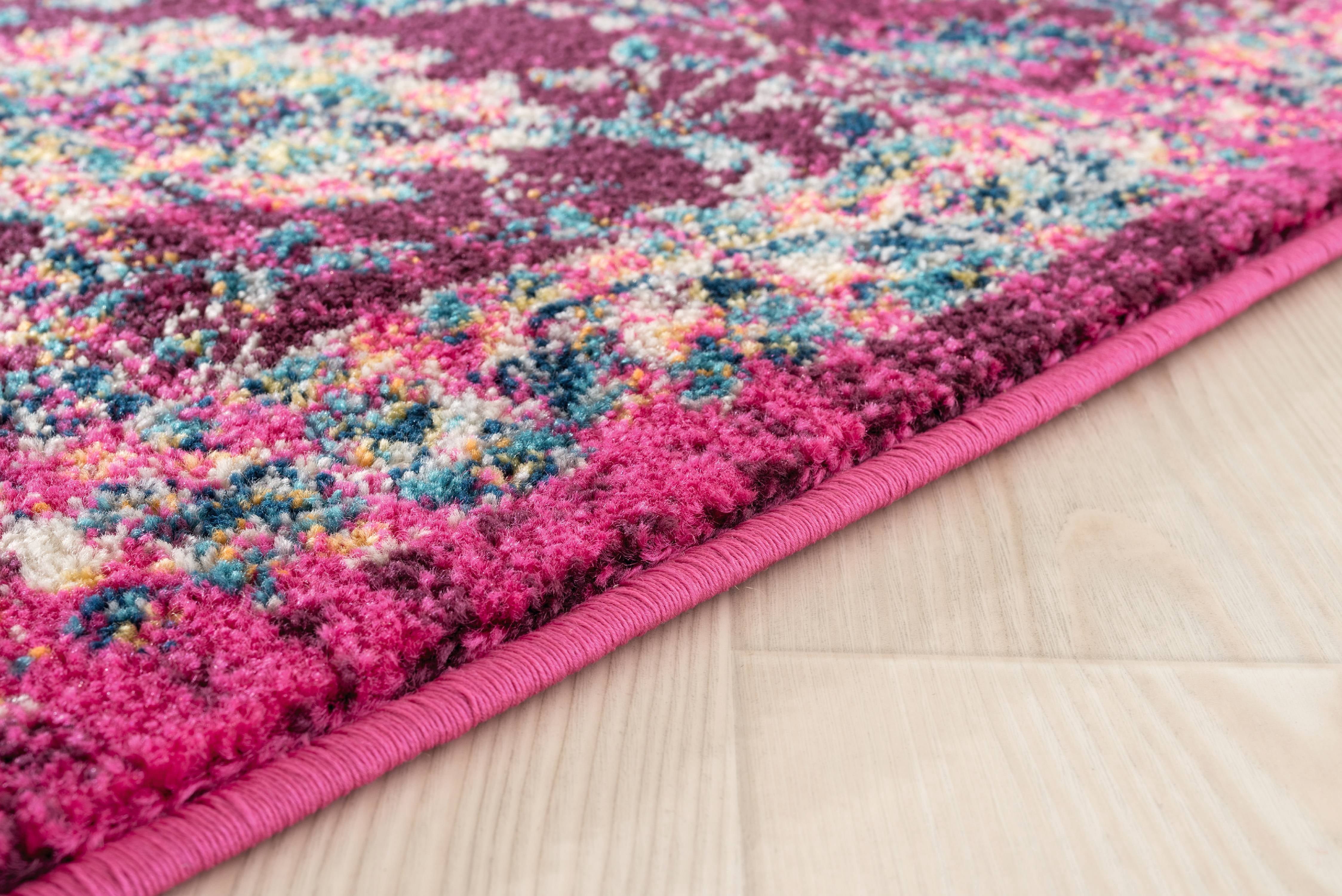 United Weavers Caledonia Mirna Farmhouse Border Runner Rug, Magenta, 2'7" x 7'2"
