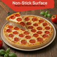 thumbnail image 3 of Molde para pizza Emporio Kitchen de 40 cm perforado antiadherente, 3 of 8
