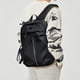 thumbnail image 4 of Mochila para Portátil Unisex para Mujer y Hombre, Ideal para Viajes, Negocios, Universidad, Escuela, Senderismo, Etc., 4 of 7