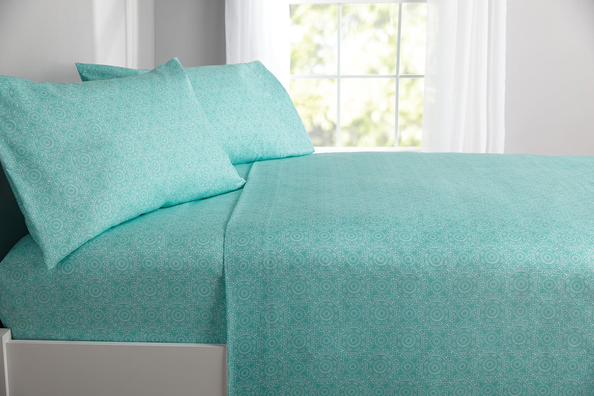 Mainstays 6-8 Piece Navy Medallion Bed in a Bag Set with Sheets, Queen