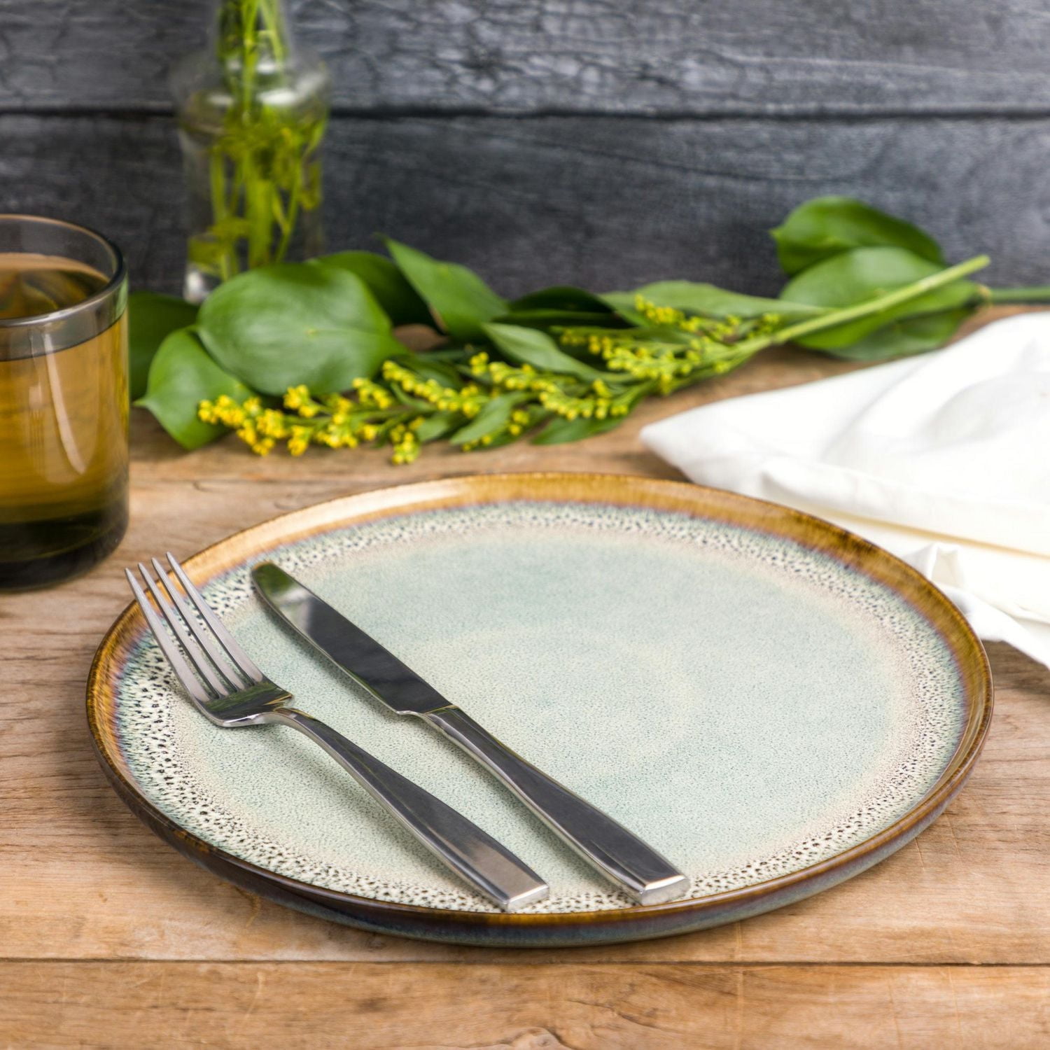 Yellowstone Ceramic Round Dinner Plate, Kayce Collection, Plate