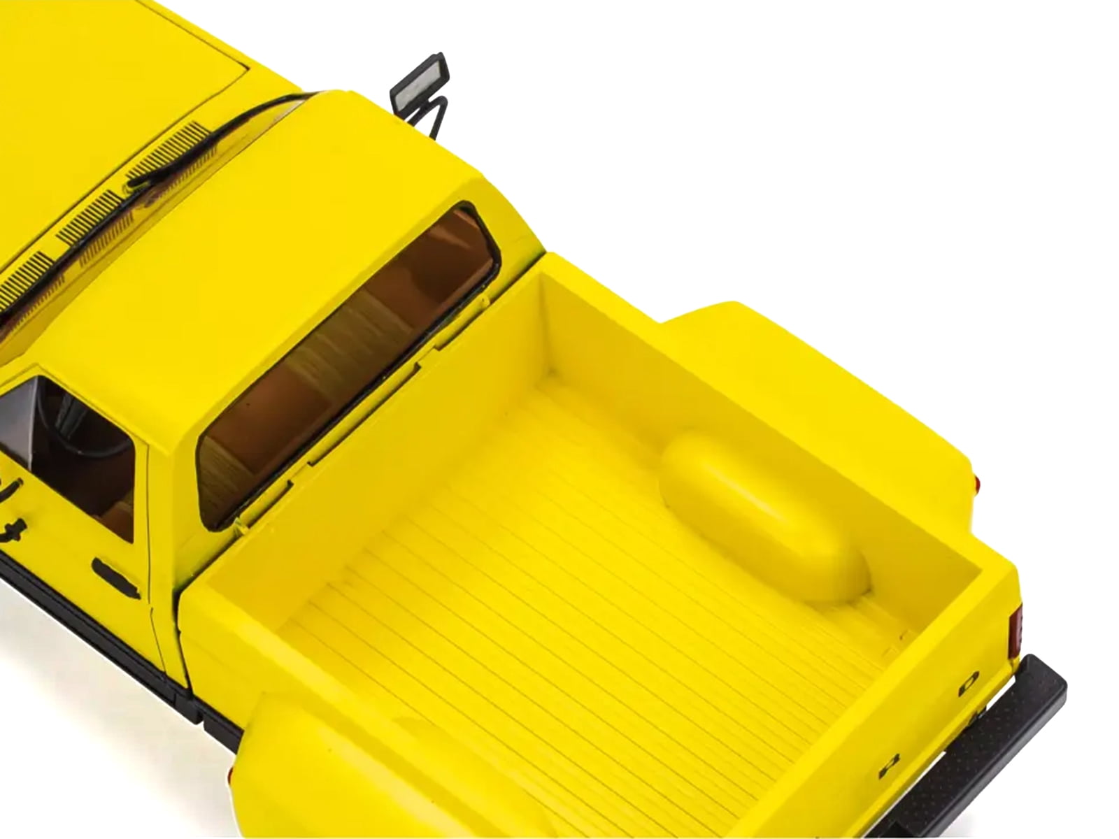 Revell 14546 1980 Ford Dually Pickup Truck 1:25 Scale 40-Piece Skill Level 4 Model Building Kit