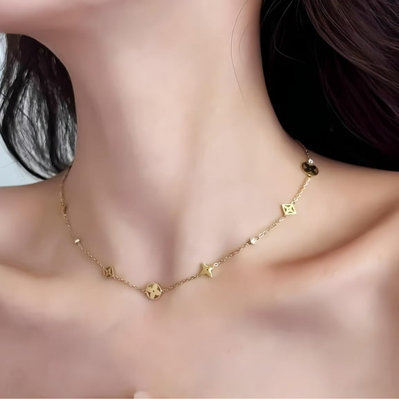 SKQIT Four Leaf Clover Necklace for Women-18K Gold Plated CZ Cubic Zirconia Chocker Necklace, Dainty Lightweight Lucky Necklace Accessories Jewelry Gifts for Mother's Day