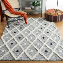 SAFAVIEH Casablanca Cara Diamond Area Rug, Black/Ivory, 5' x 8'