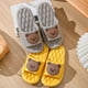 thumbnail image 3 of Zapatillas de baño antideslizantes con Oso de dibujos animados para mujer, Chanclas de suela suave para el hogar, informales, a la moda, novedad de verano, 3 of 7