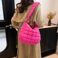 thumbnail image 4 of Bolso Bandolera Acolchado para Mujer Con Correa Ajustable, 4 of 6