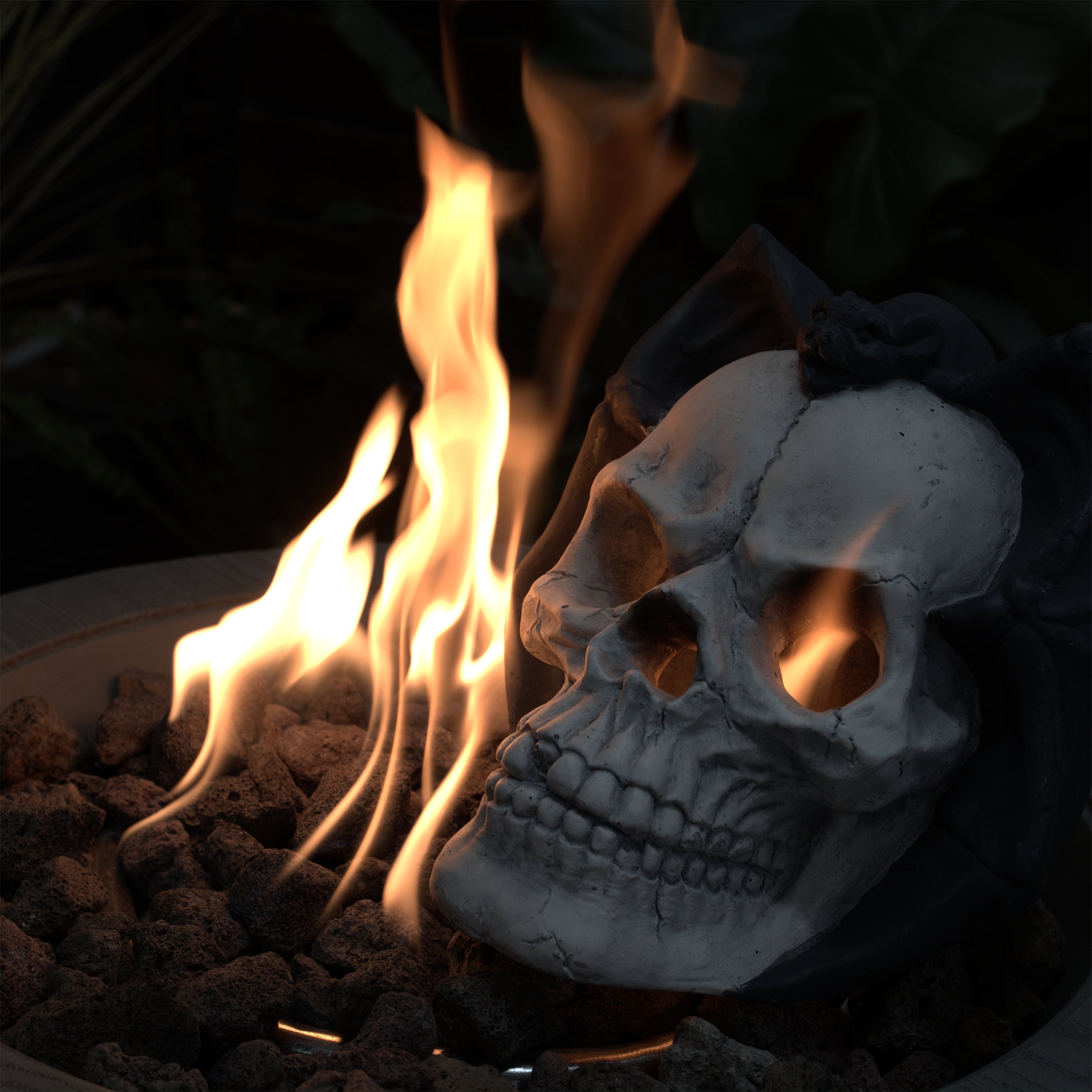 Metal Human Skull Gas Log, Heat-Resistant Up to 3000°F, Hollow Center for Flames, Handcrafted Fire Pit Accessory