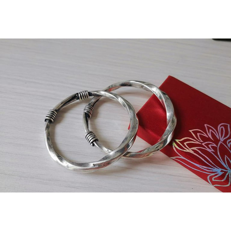 Wollet Handmade Original Miao Silver Bangle Bracelet Wollet Handmade Original Miao Silver Bangle Bracelet