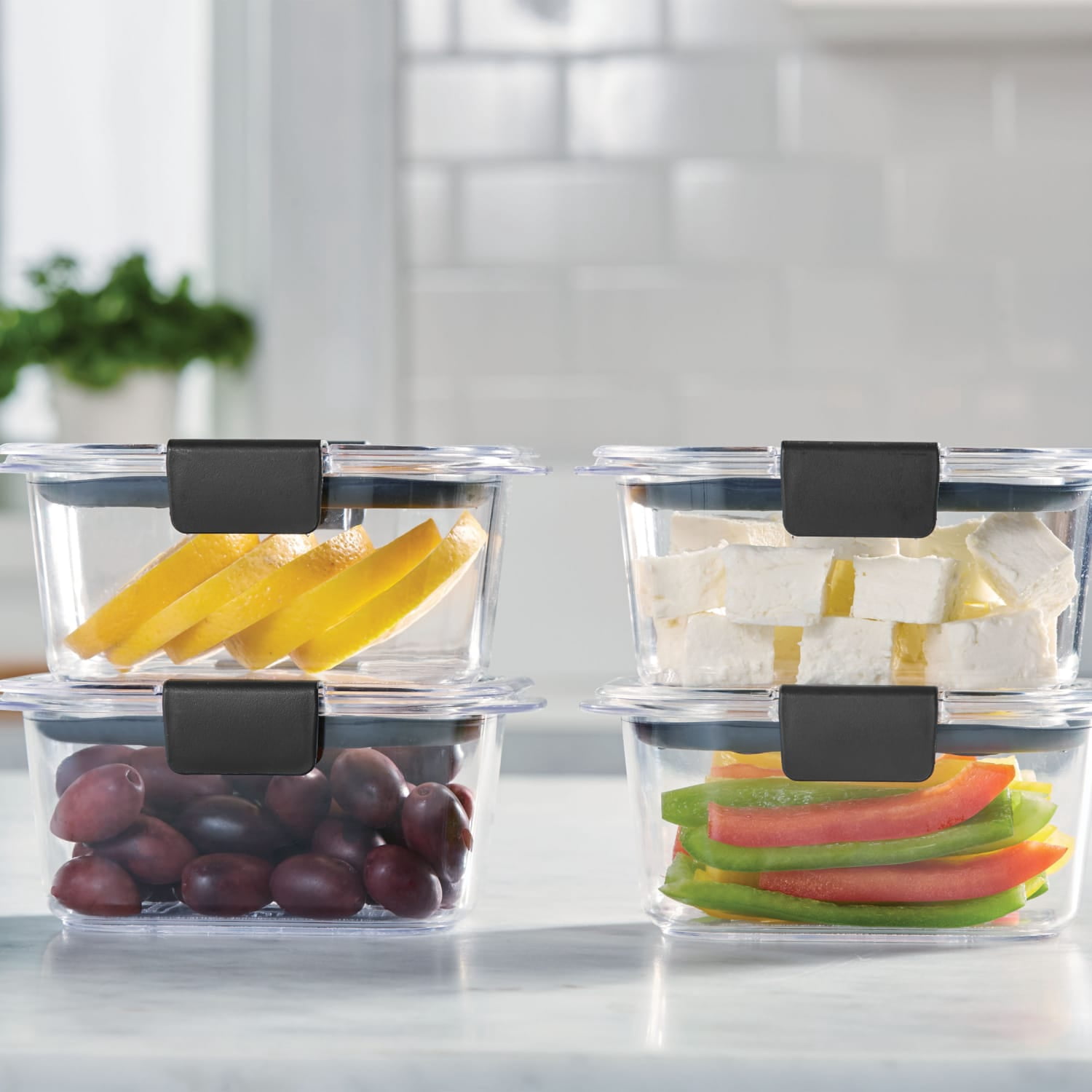Storage containers ラバーメイド ブリリアンス 新品 大人気 ラバーメイド ブリリアンスストレージ 保存容器 10個setの通販 by s shop