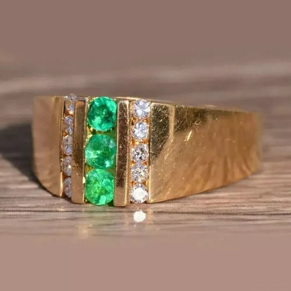 1.70Ct Lab Created Emerald & Diamond Men's Wedding Ring 14K Yellow Gold Plated