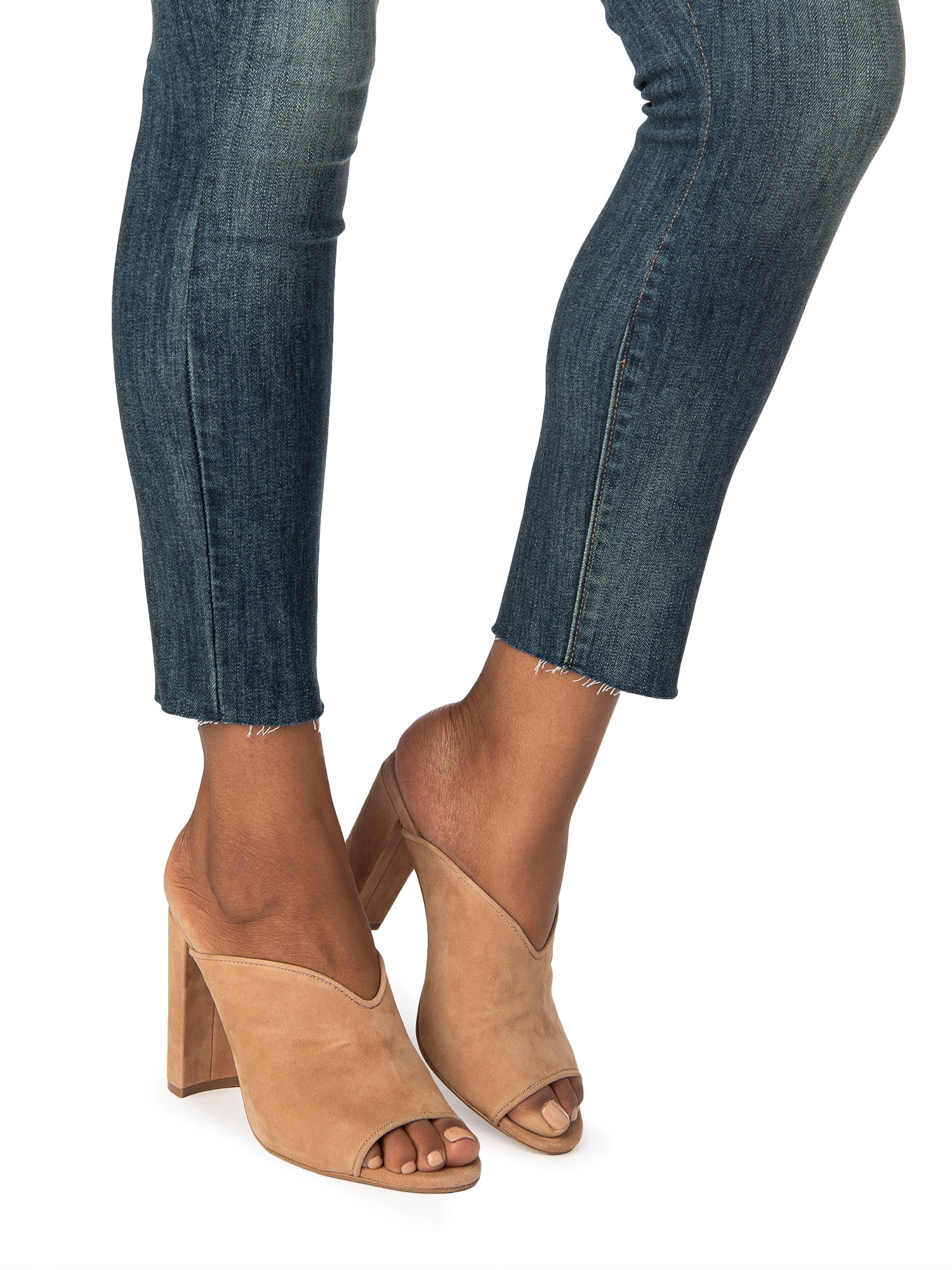 Signature by Levi Strauss & Co. Women's High Rise Ankle Skinny Cut off Jeans