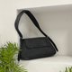 thumbnail image 1 of Bolsos de mano para mujer Bolsos de noche de mezclilla informales Bolso de axila femenino de color sólido portátil Likrtyny Para Estrenar, 1 of 3
