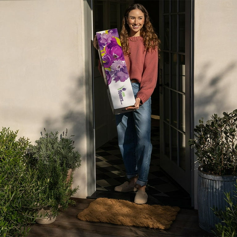 ハッピーガーベラ Happy Gerbera Daisies, 12-24 Stems | 1800Flowers.com