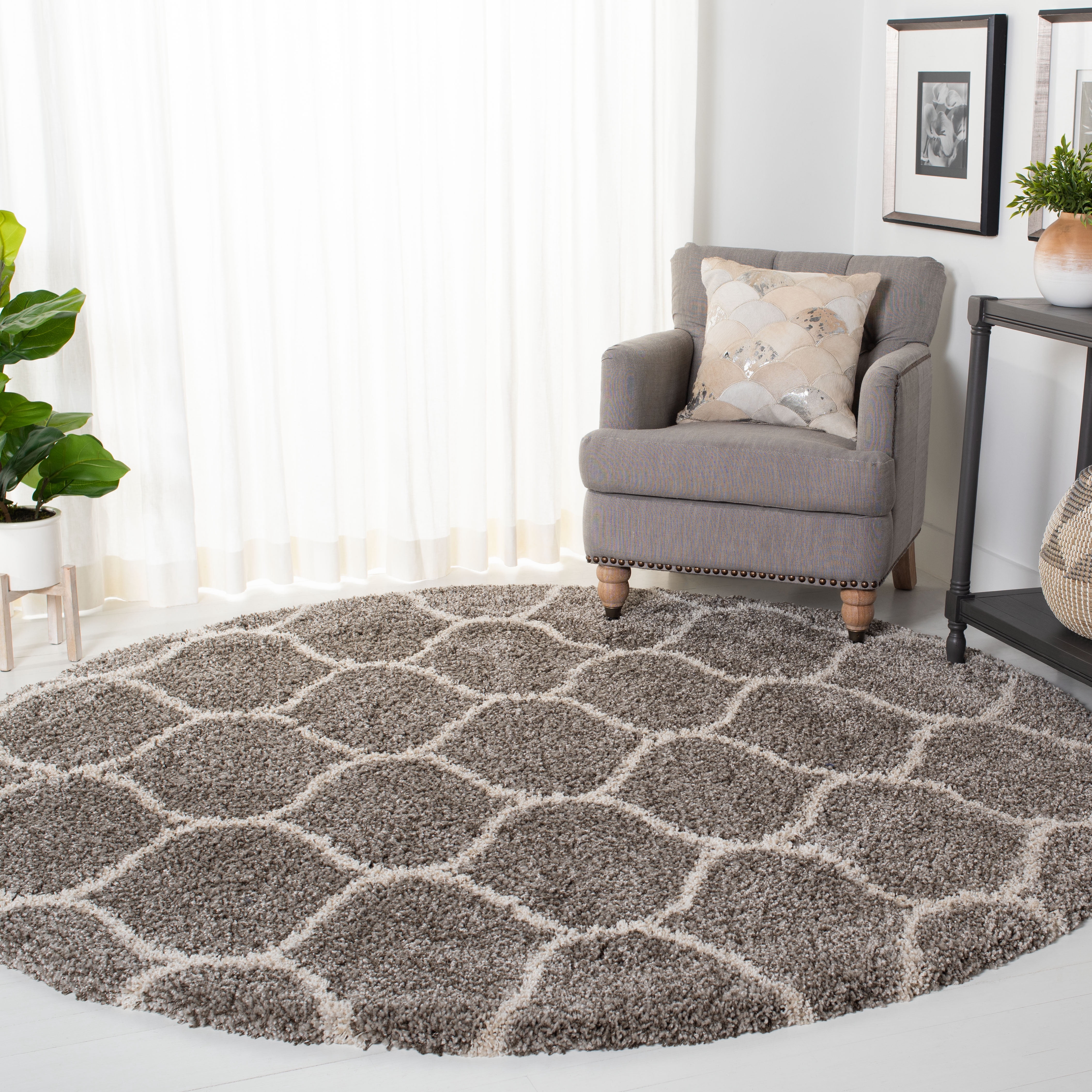SAFAVIEH Hudson Arline Geometric Shag Area Rug, Grey/Ivory, 9' x 9' Round
