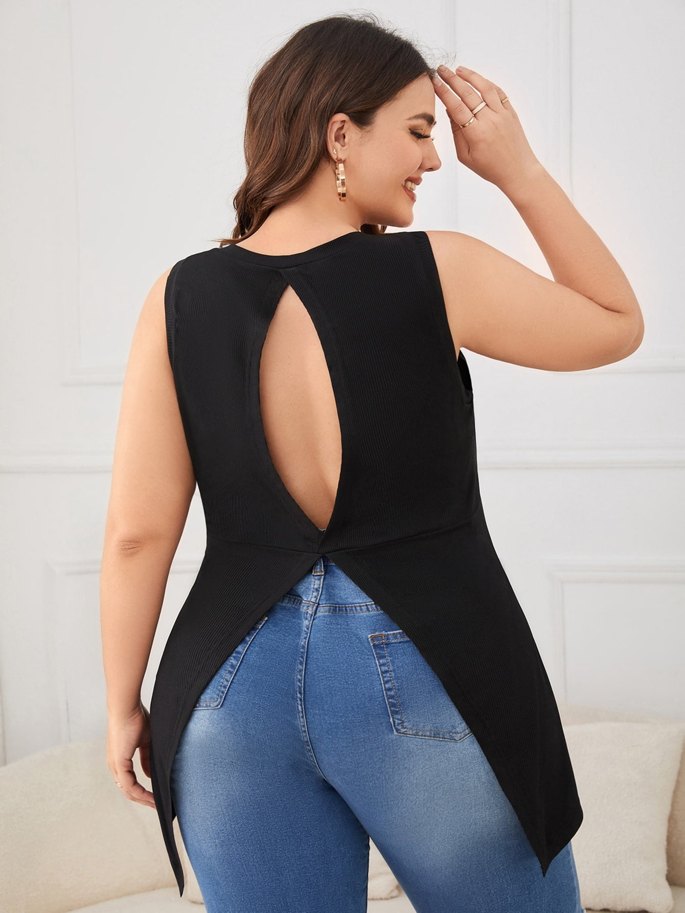Plus Size Cut Out Split Back Tank Top 
