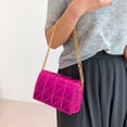 thumbnail image 3 of Bolso bandolera acolchado con hilo bordado de rombos para mujer (rosa roja), 3 of 5