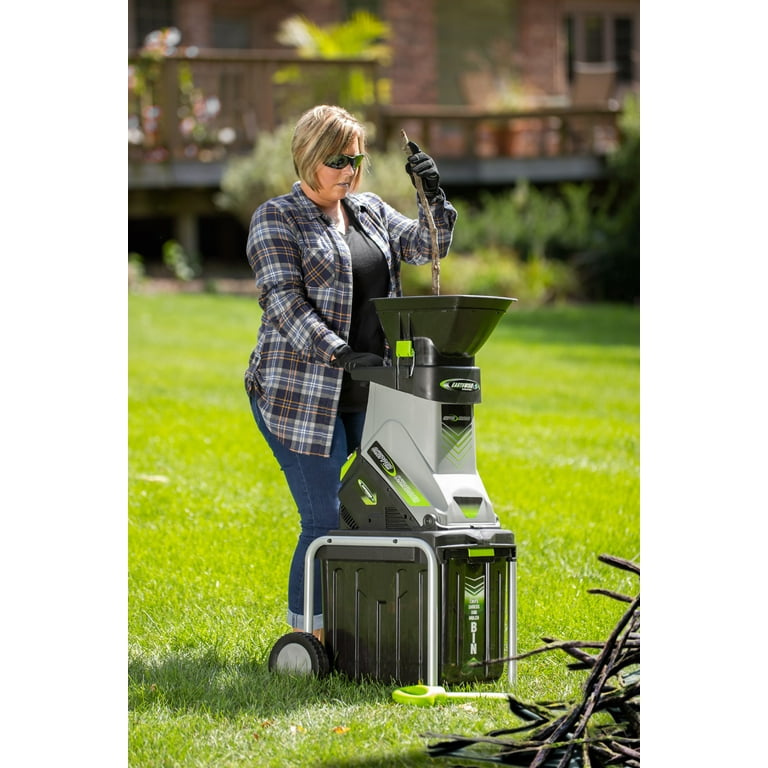 Earthwise GS70015 15-Amp Corded Electric Garden Chipper/Shredder with  Collection Bin