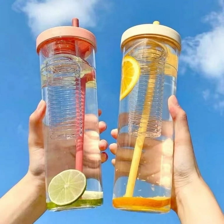 24 oz Folding Straw Cup Transparent Large Capacity Water Bottles Portable  Juice Cups Lemon Filter Cute Drinking Bottle for Girl (Yellow,700ML)