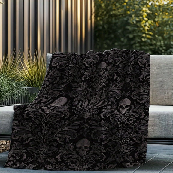 1pc Gothic Skull & Floral Print Flannel Throw Blanket - Soft Light Beige-Friendly Cozy All-Season Blanket for Sofa, Bed, Office, Travel, Camping - Vintage Style Digital Print Home Decor Gift