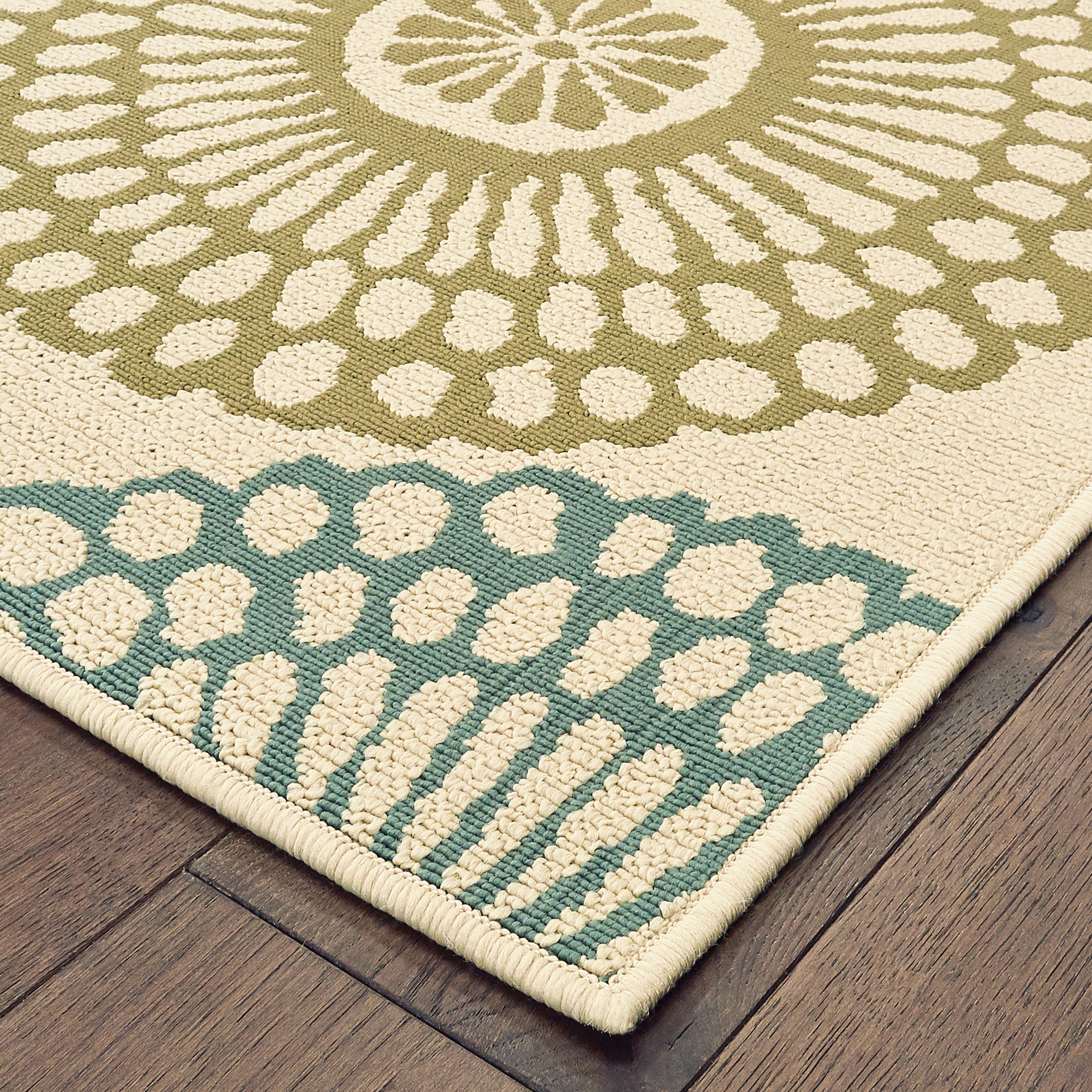 Avalon Home Malibu Medallions Indoor/Outdoor Area Rug