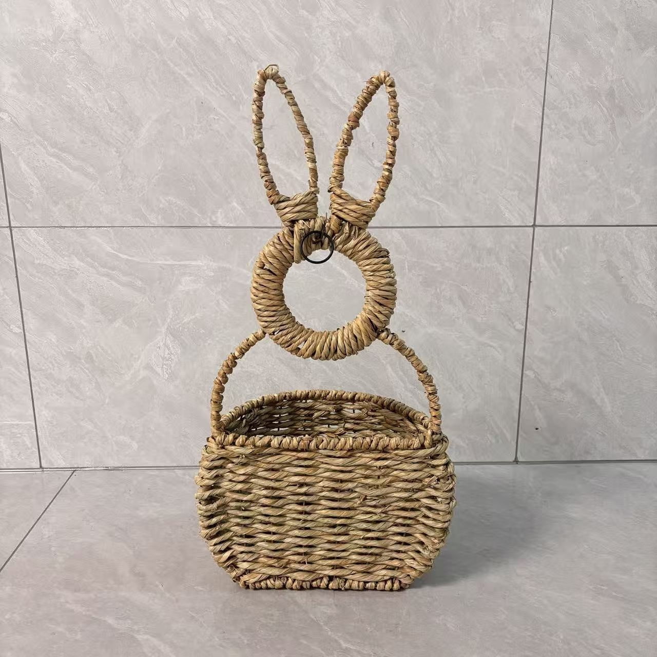 Easter Bunny Wicker Basket for Front Door Wooden Rattan Woven Hanging Easter Baskets Wall Pocket Spring Holiday Rabbit Shaped Wreath Basket for Flowers Eggs Floral Arrangements Home Decor