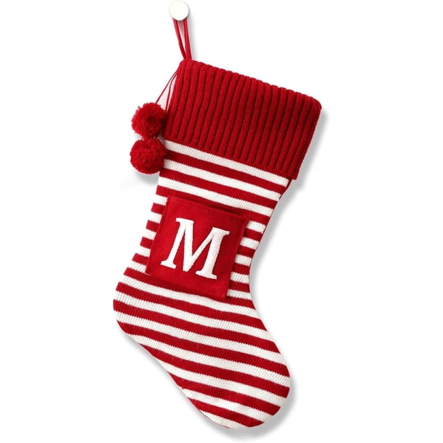 Medias navideñas bordadas con monograma inicial de 15,8 x 7,8 pulgadas, medias navideñas tejidas a rayas con letras rojas, blancas y verdes para decoración familiar, fiestas y chimeneas de Navidad.