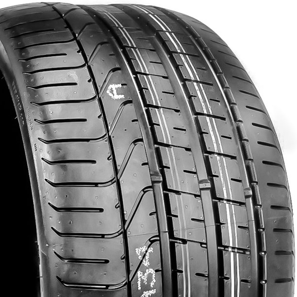 Pirelli P Zero 265/40R20 104Y XL Performance Tire.