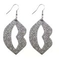 thumbnail image 1 of Minnieouse Pendientes Cuero Labio Oreja Cuelga En forma de corazón Joyería hueca Adornos de aretes Favores de fiesta Regalo de San Valentín Boda Ropa, zapatos y accesorios Miscelánea tipo 5 Minnieouse AP010115-05, 1 of 6
