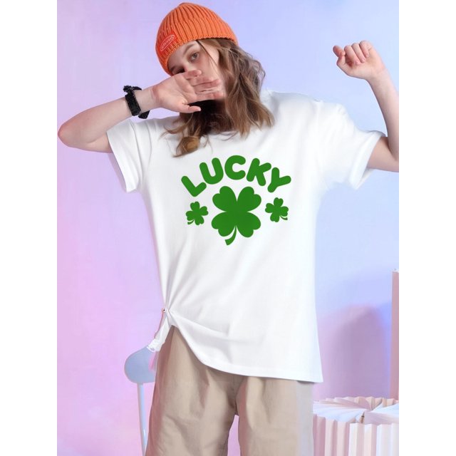Lucky" T-Shirt Décontracté Imprimé Trèfle pour la Saint-Patrick - Polyester Doux, Col Rond, Manches Courtes, Lavable en Machine, Rose avec Design Trèfle à Quatre Feuilles Vert, Idéal pour les Festivités de Printemps et d'Été