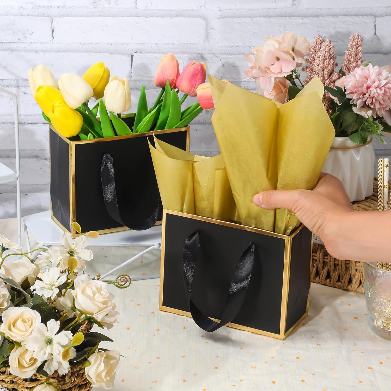 30 Pcs Small Metallic Foil Gift Bags with Handles, Black Gold Thank You Favor Bag with Tissue Paper for Back to School Baby Shower Wedding Mother's Day Christmas Party (6.4x3.1x5.1 Inch)