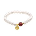 thumbnail image 1 of Pulsera de perlas con ágata roja y amuleto de la suerte para mujer, 1 of 2