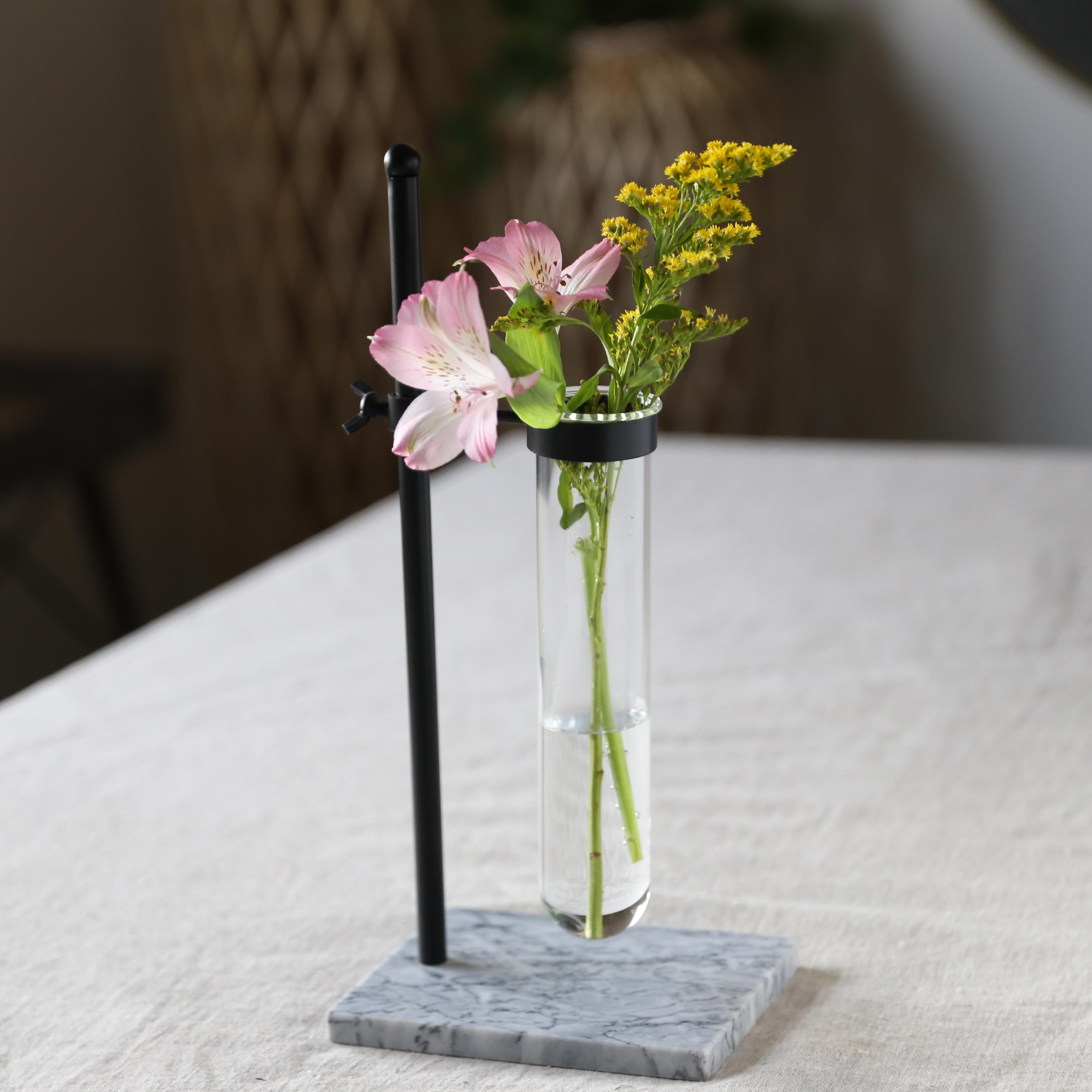 Urban Trends Collection Metal Vase Coated Finish