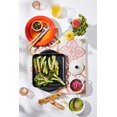 thumbnail image 5 of Grill Le Creuset, hierro fundido esmaltado, cuadrado, 9.5 regaliz, 5 of 5