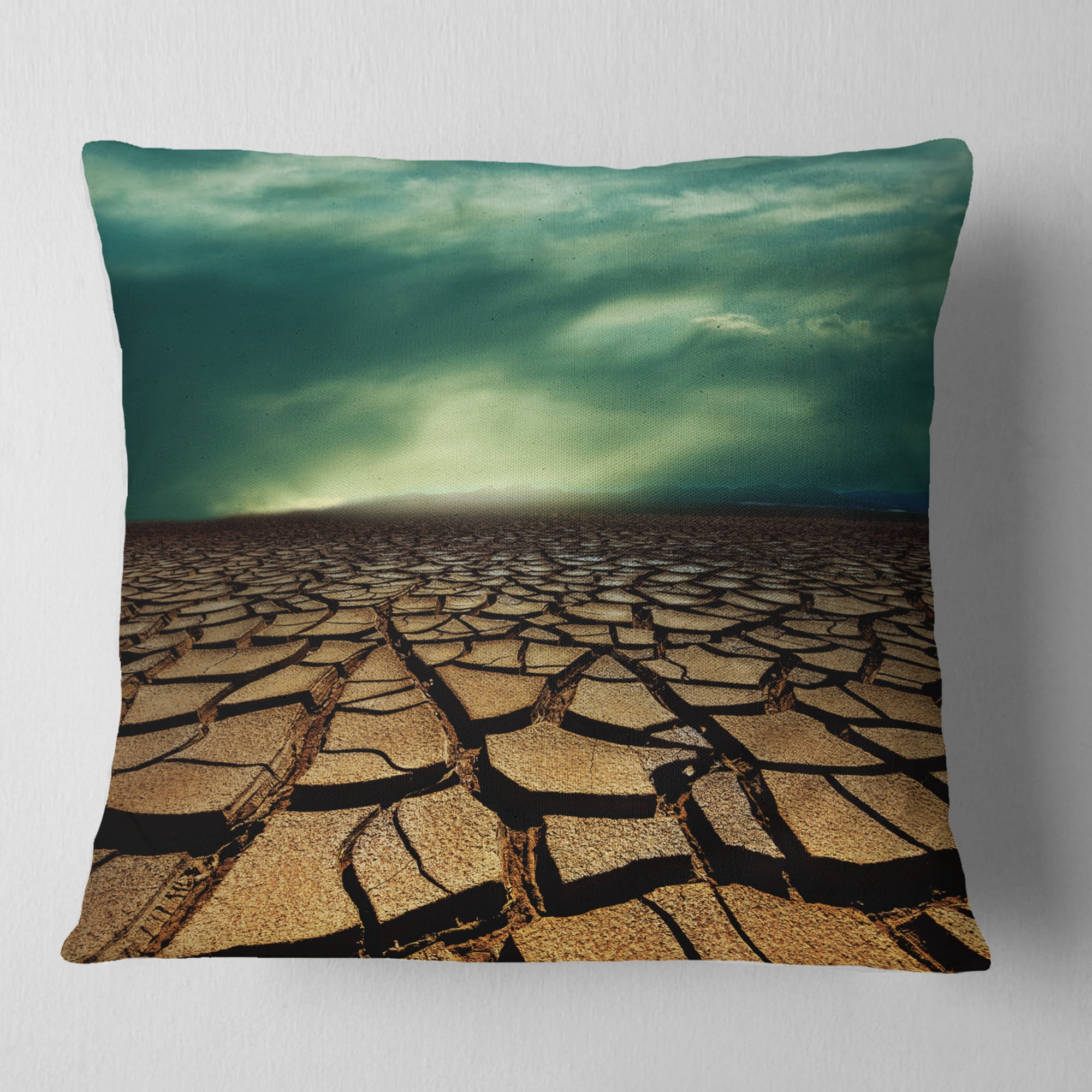 Designart 16" x 16" Blue Polyester Throw Pillow