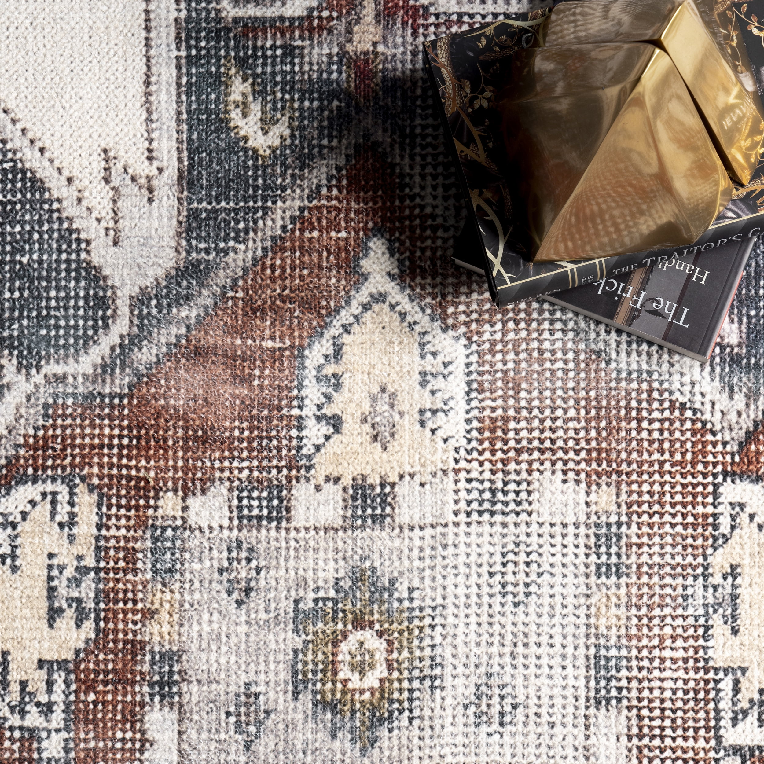 nuLOOM Mali Machine Washable Traditional Medallion Area Rug, 6', Ivory