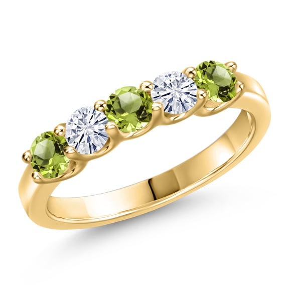 Gem Stone King 10K Yellow Gold Green Peridot and White Moissanite Wedding-Bands Ring for Women | 0.94 Cttw | Round 3.5MM | Gemstone August Birthstone | Size 6