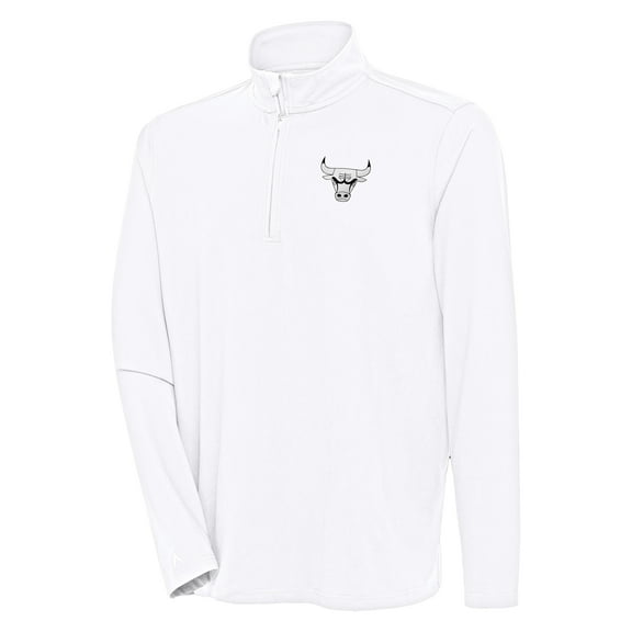 Men's Antigua White Chicago Bulls Hunk Quarter-Zip Top