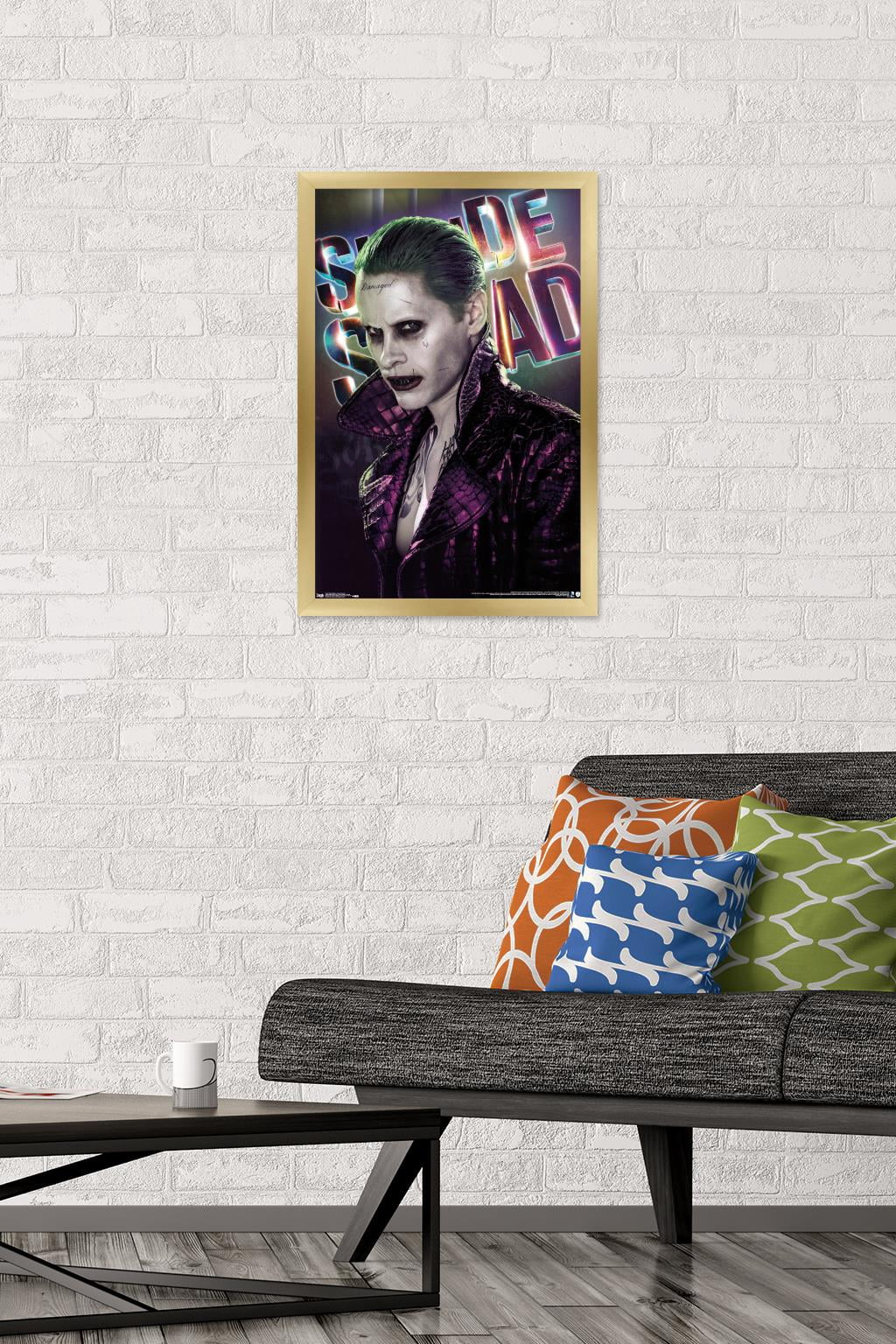 DC Comics Movie - Suicide Squad - Joker Close-Up Wall Poster, 14.725" x 22.375", Framed