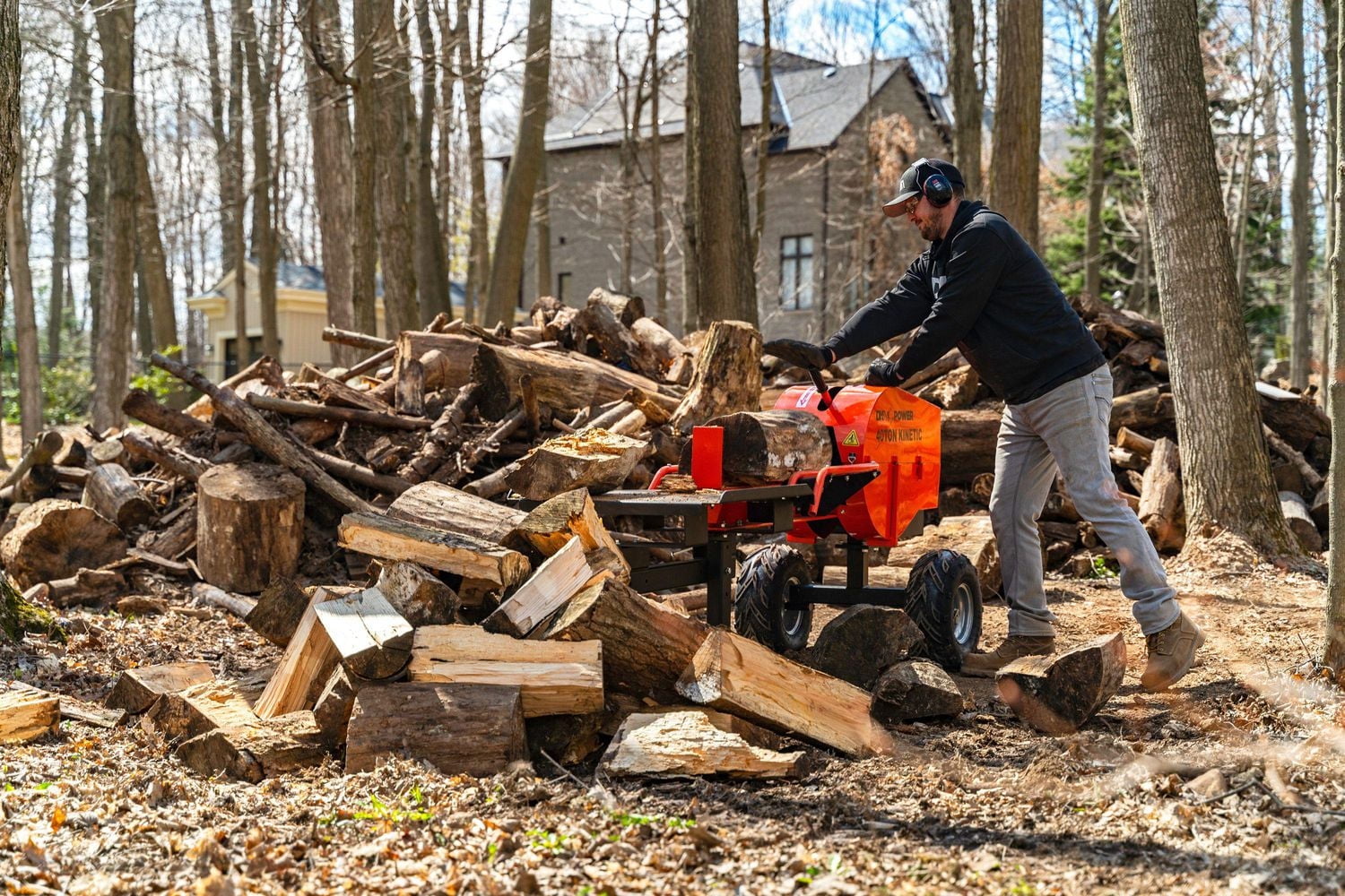DK2 POWER 40-Ton 7 HP 208 cc Kinetic Log Splitter