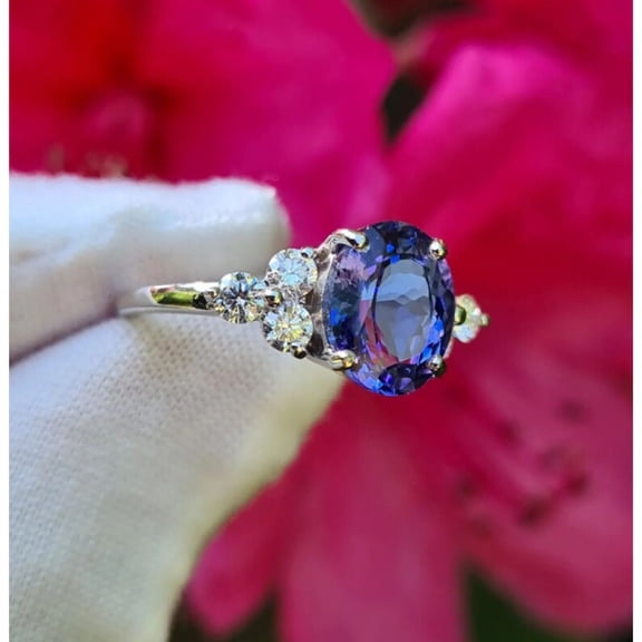 Blue Tanzanite Engagement Ring, Vintage Tanzanite Ring, Antique Tanzanite Halo Ring, Tanzanite Ring Women,Estate Tanzanite Promise Ring