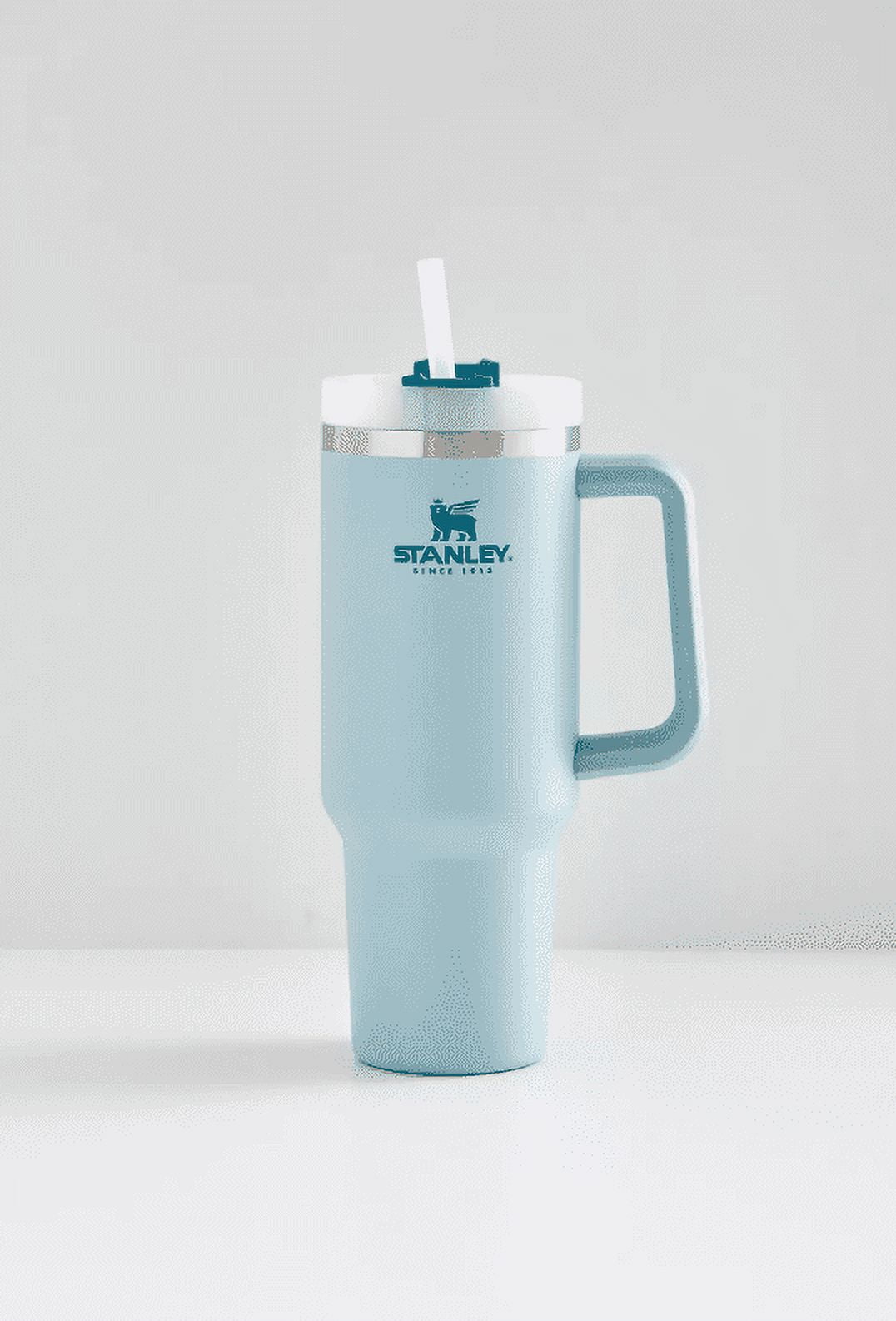 Stanley Adventure Quencher Tumbler 40 Oz Matte Stormy Sea for Sale in  Fresno, CA - OfferUp